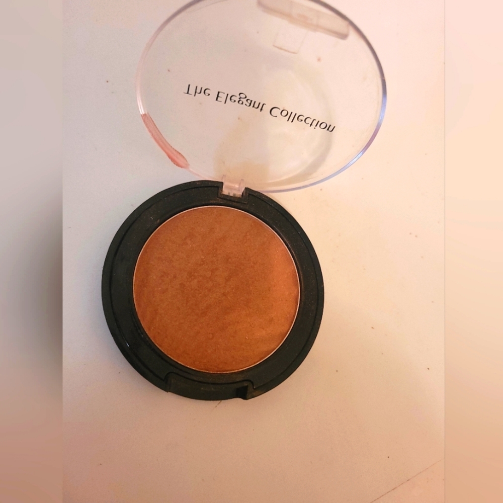 The Elegant Collection Bronzer